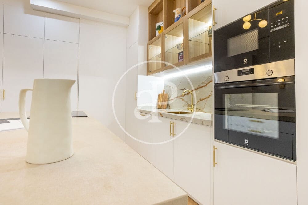 3 soveværelse Lejlighed til salg i Valencia by - € 650.000 (Ref: 9873601)