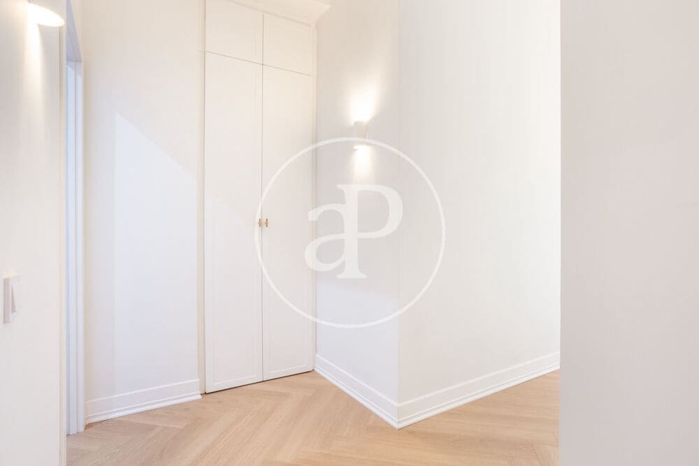 3 soveværelse Lejlighed til salg i Valencia by - € 650.000 (Ref: 9873601)