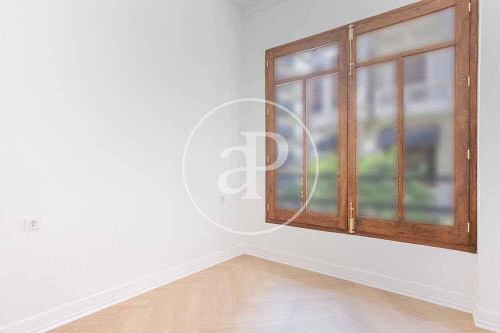 3 soveværelse Lejlighed til salg i Valencia by - € 650.000 (Ref: 9873601)