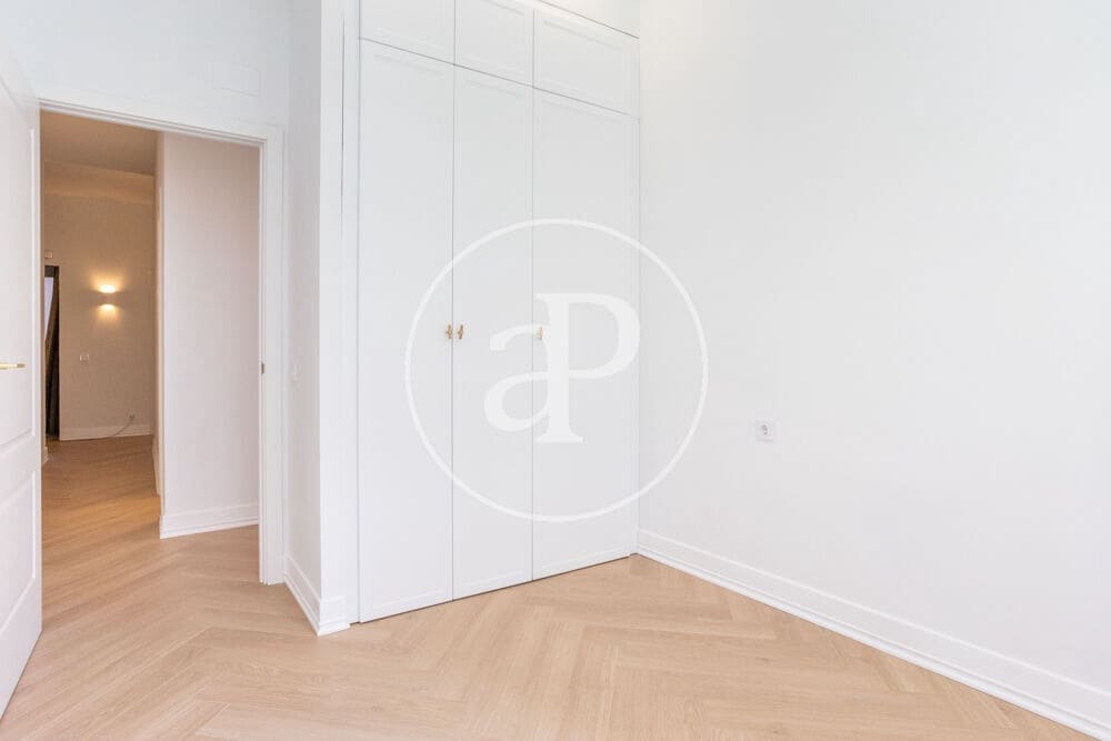 3 soveværelse Lejlighed til salg i Valencia by - € 650.000 (Ref: 9873601)