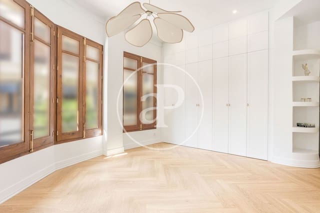 3 soveværelse Lejlighed til salg i Sant Francesc, Valencia by - € 650.000 (Ref: 9873601)