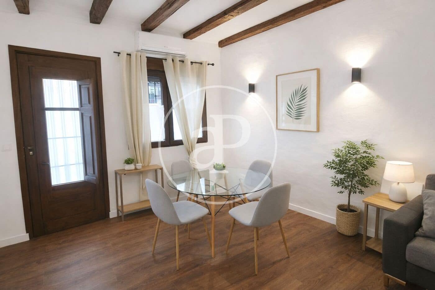 1 soverom Leilighet til leie i Valencia by - € 1 300 (Ref: 9873602)