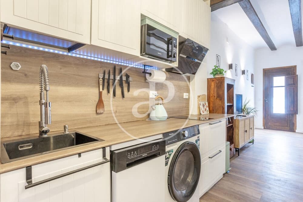 1 soveværelse Lejlighed til leje i Valencia by - € 1.300 (Ref: 9873602)