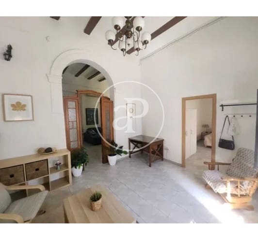 Appartement de 4 chambres à louer à Cabanyal-Canyamelar, Valence ville - 1 900 € (Ref: 9873603)