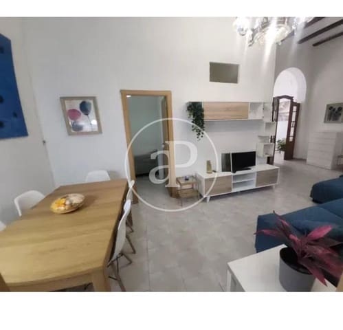 Appartement de 4 chambres à louer à Cabanyal-Canyamelar, Valence ville - 1 900 € (Ref: 9873603)