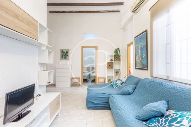 4 bedroom Apartment for rent in Cabanyal-Canyamelar, Valencia city - € 1,900 (Ref: 9873603)
