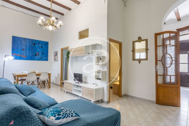 4 bedroom Apartment for rent in Cabanyal-Canyamelar, Valencia city - € 1,900 (Ref: 9873603)