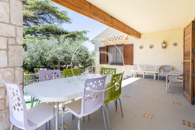 6 slaapkamer Villa te koop in Casas Verdes, Paterna met zwembad - € 1.200.000 (Ref: 9873605)