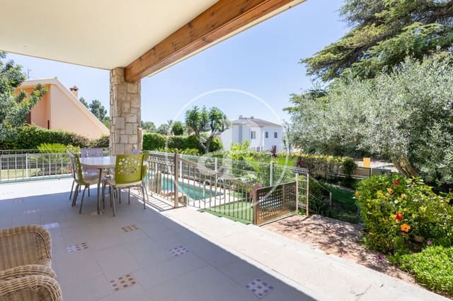 6 slaapkamer Villa te koop in Casas Verdes, Paterna met zwembad - € 1.200.000 (Ref: 9873605)