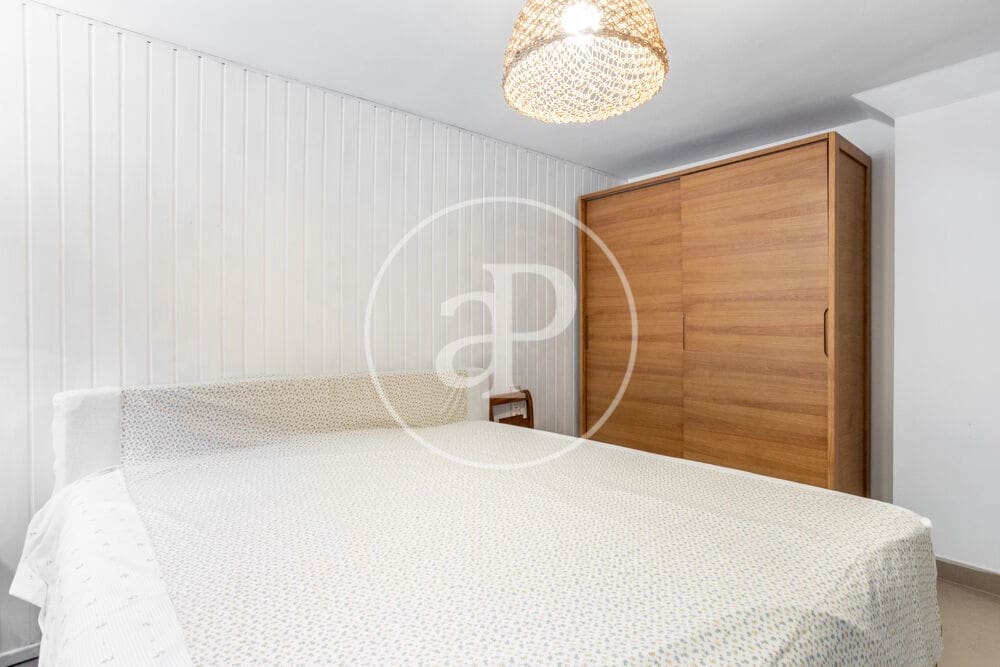 6 bedroom Villa for sale in Paterna with pool - € 1,200,000 (Ref: 9873605)
