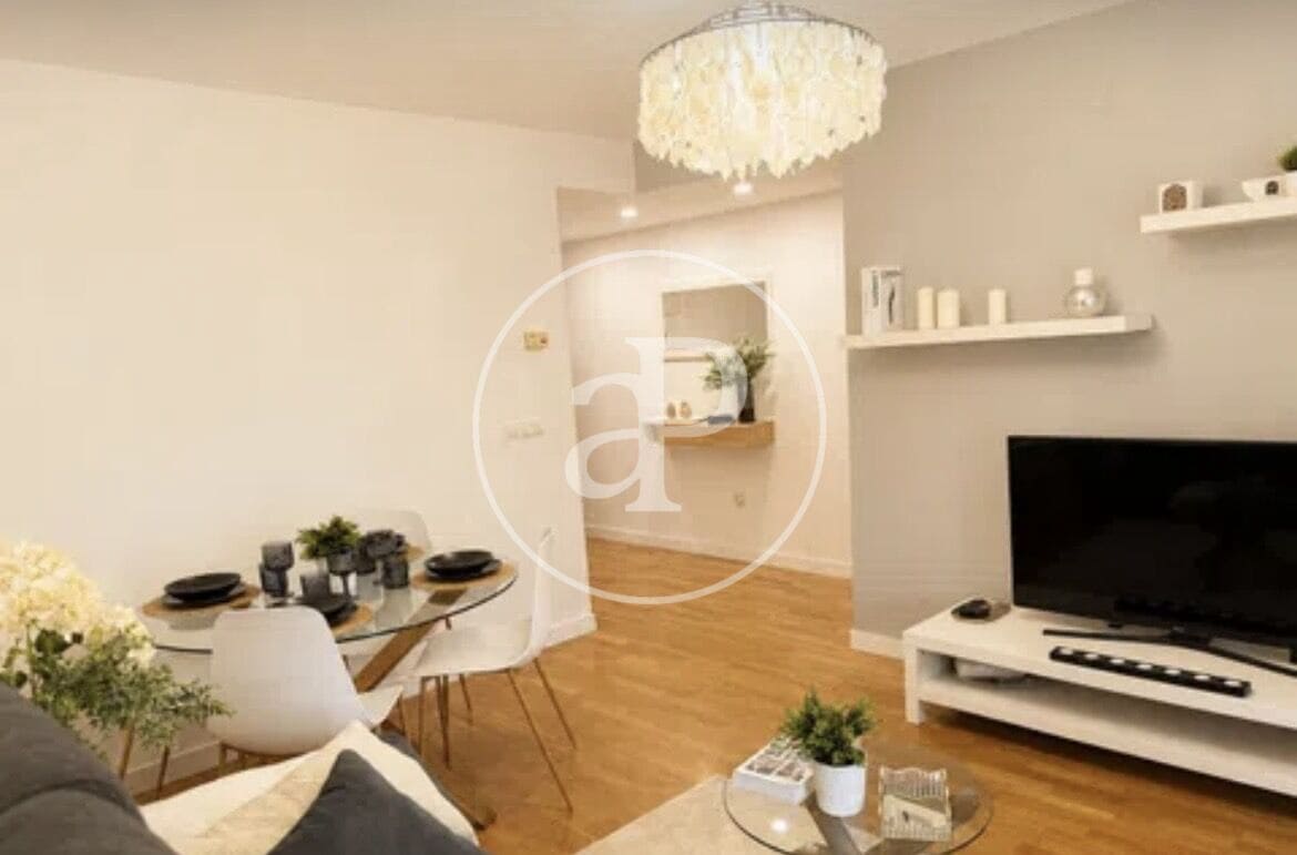 2 soverom Leilighet til leie i Valencia by med svømmebasseng - € 1 950 (Ref: 9876507)