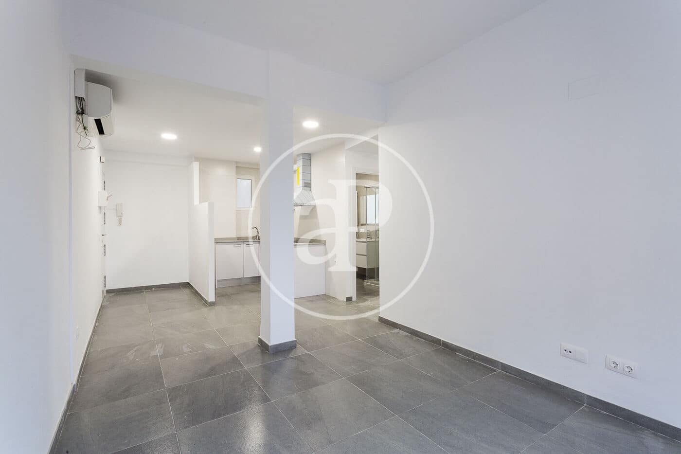 3 soveværelse Lejlighed til leje i Valencia by - € 1.200 (Ref: 9876509)