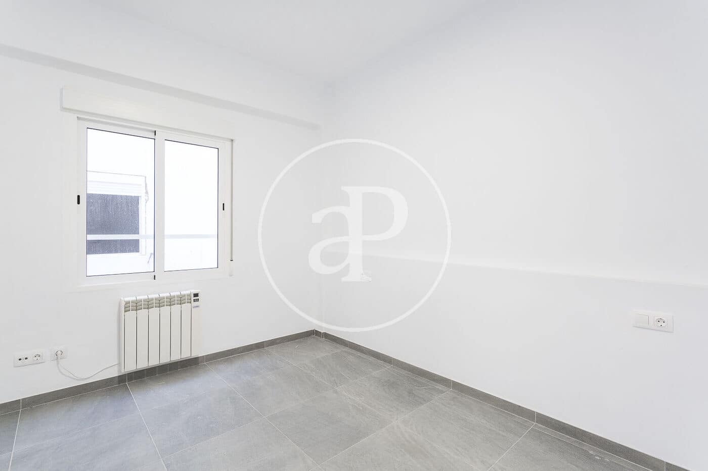 3 soveværelse Lejlighed til leje i Valencia by - € 1.200 (Ref: 9876509)