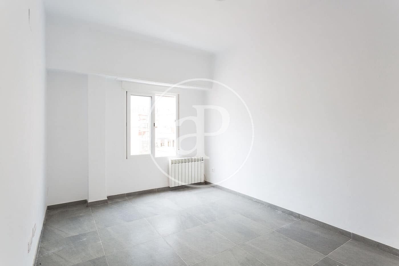 3 soveværelse Lejlighed til leje i Valencia by - € 1.200 (Ref: 9876509)