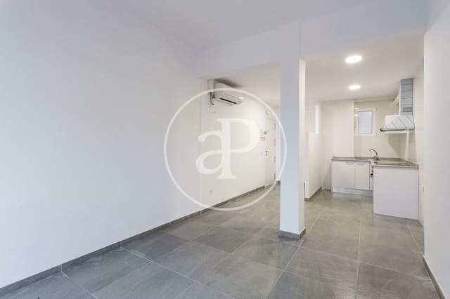 3 soveværelse Lejlighed til leje i Trinitat, Valencia by - € 1.200 (Ref: 9876509)
