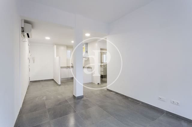 3 soveværelse Lejlighed til leje i Trinitat, Valencia by - € 1.200 (Ref: 9876509)