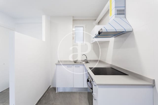 3 soveværelse Lejlighed til leje i Trinitat, Valencia by - € 1.200 (Ref: 9876509)