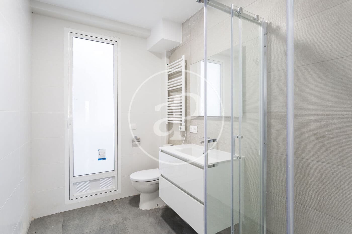 3 soveværelse Lejlighed til leje i Valencia by - € 1.200 (Ref: 9876509)