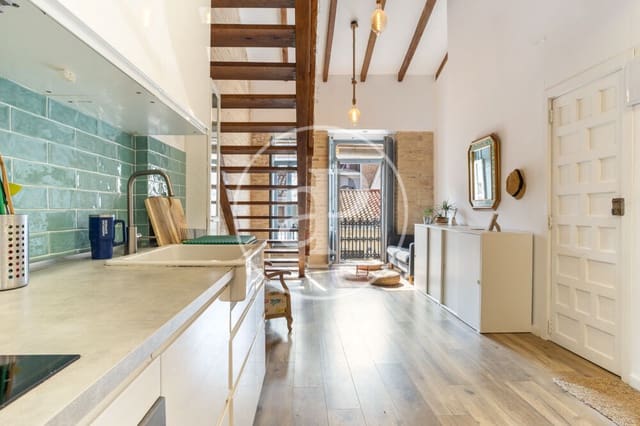 2 soverom Leilighet til leie i Cabanyal-Canyamelar, Valencia by - € 1 400 (Ref: 9876510)