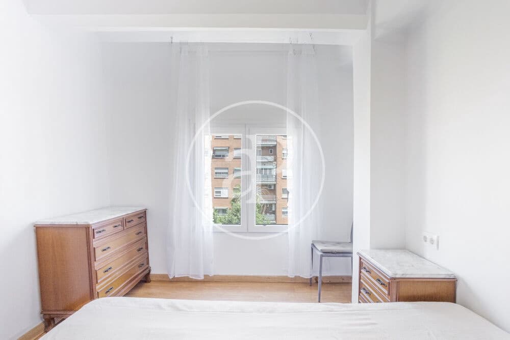 3 bedroom Apartment for rent in Valencia city - € 1,400 (Ref: 9876511)