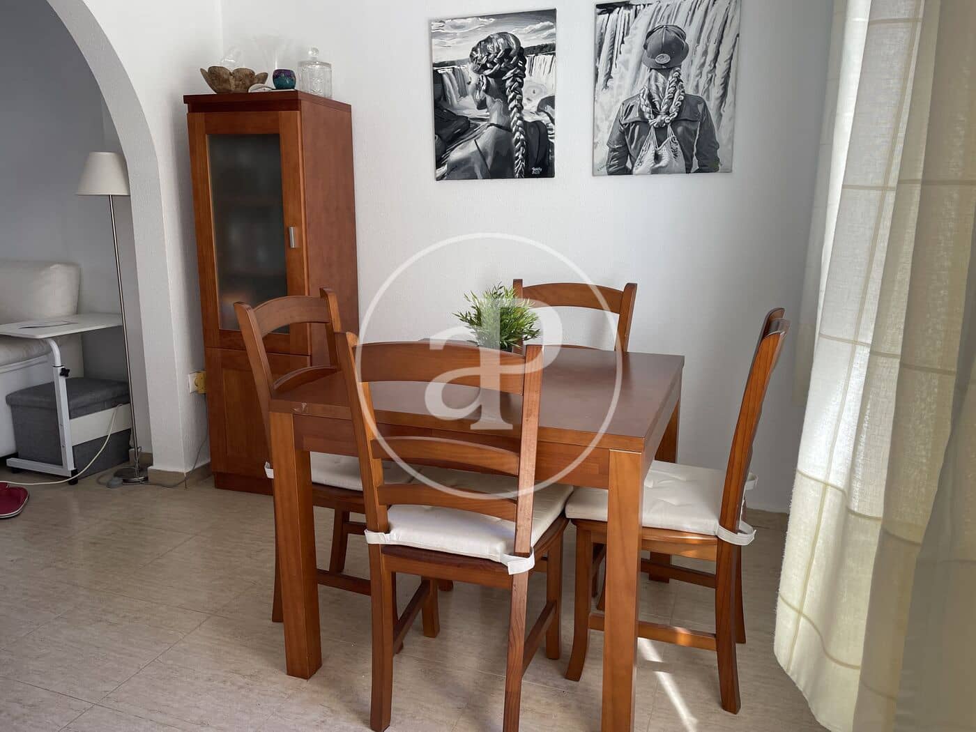 3 quarto Apartamento para arrendar em Arenales del Sol com piscina - 2 990 € (Ref: 9876512)