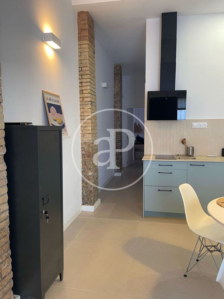 Appartement de 2 chambres à louer à Valence ville - 2 000 € (Ref: 9878965)