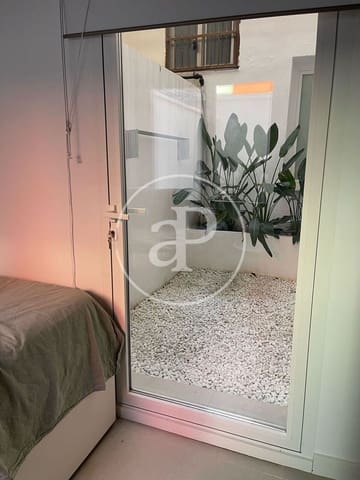 Appartement de 2 chambres à louer à Cabanyal-Canyamelar, Valence ville - 2 000 € (Ref: 9878965)