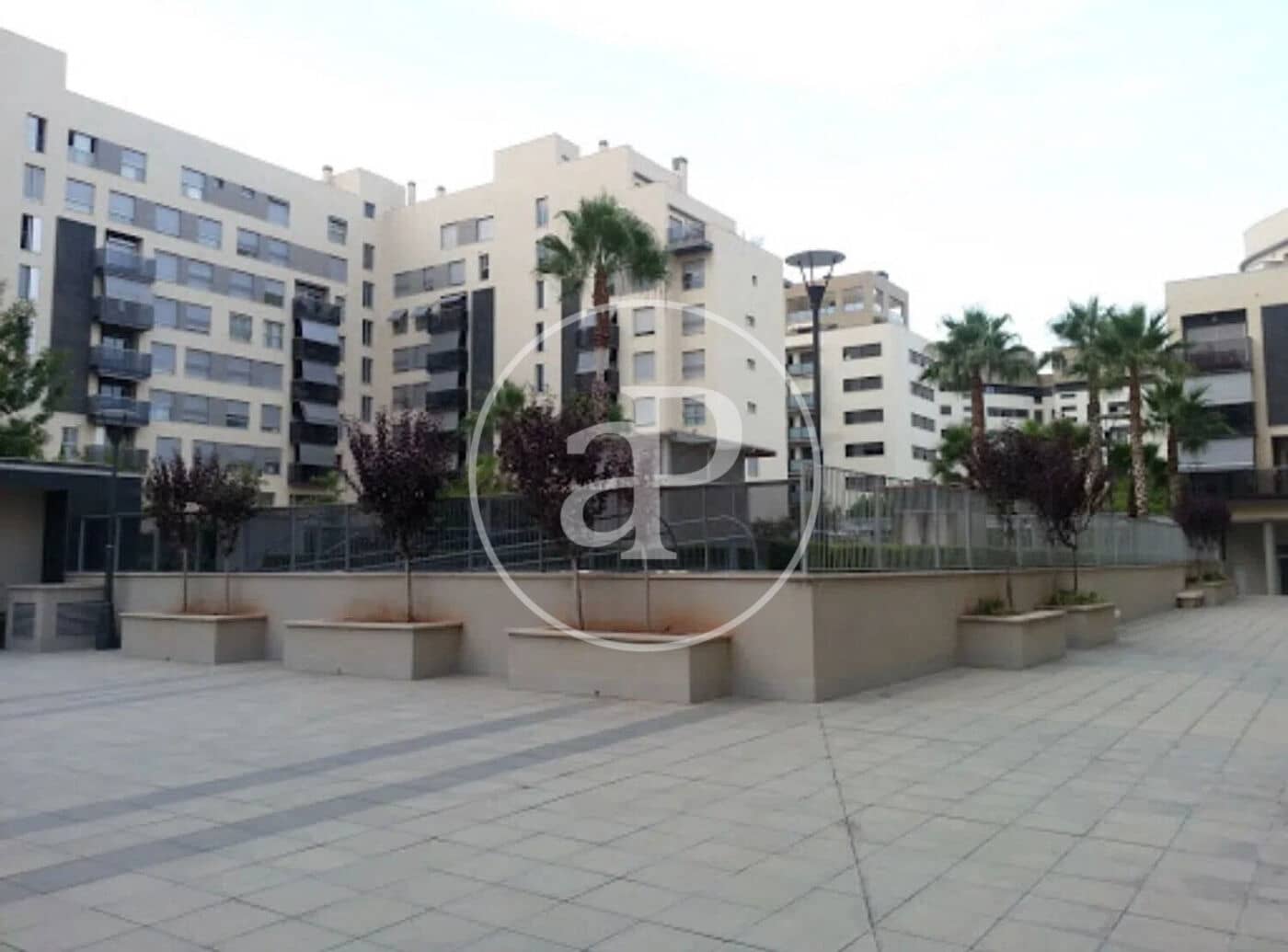 2 soverom Leilighet til leie i Valencia by med svømmebasseng garasje - € 1 600 (Ref: 9881995)