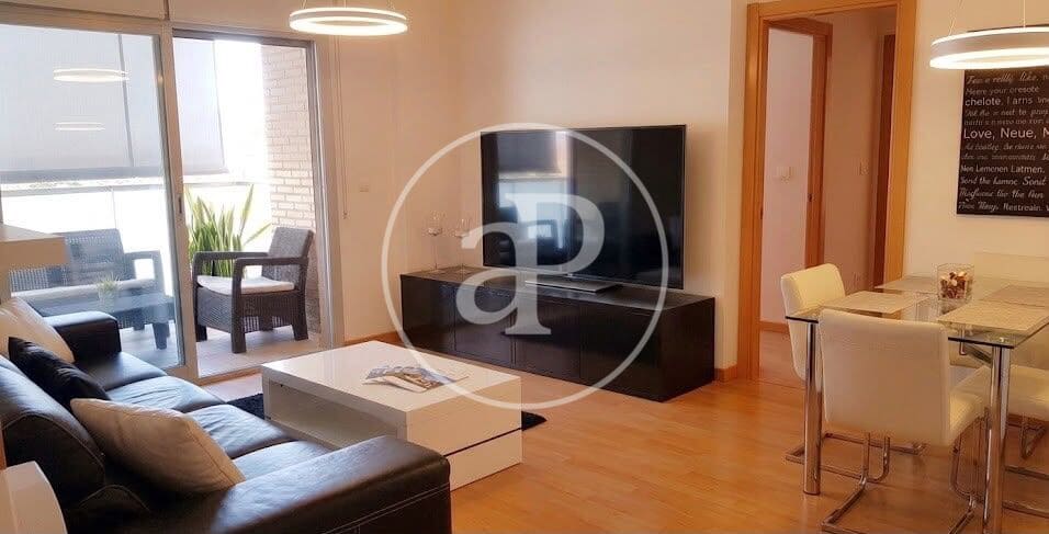 2 bedroom Apartment for rent in Valencia city with pool garage - € 1,600 (Ref: 9881995)