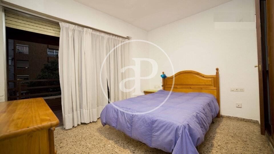 1 soveværelse Lejlighed til leje i Valencia by - € 1.200 (Ref: 9881997)