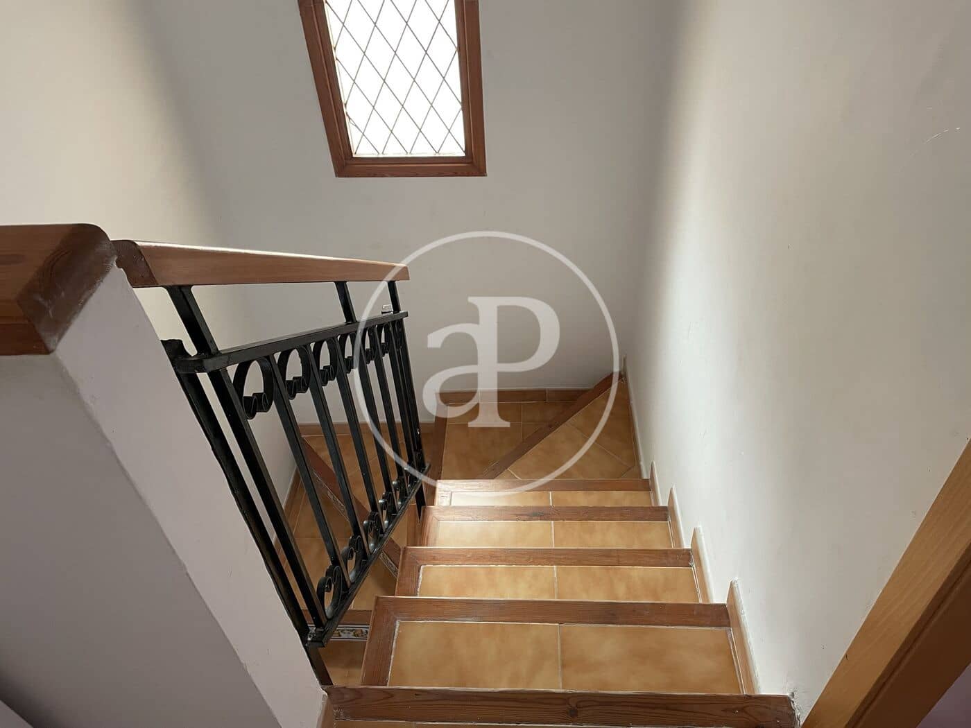 3 soveværelse Lejlighed til leje i Alicante by med garage - € 950 (Ref: 9884906)
