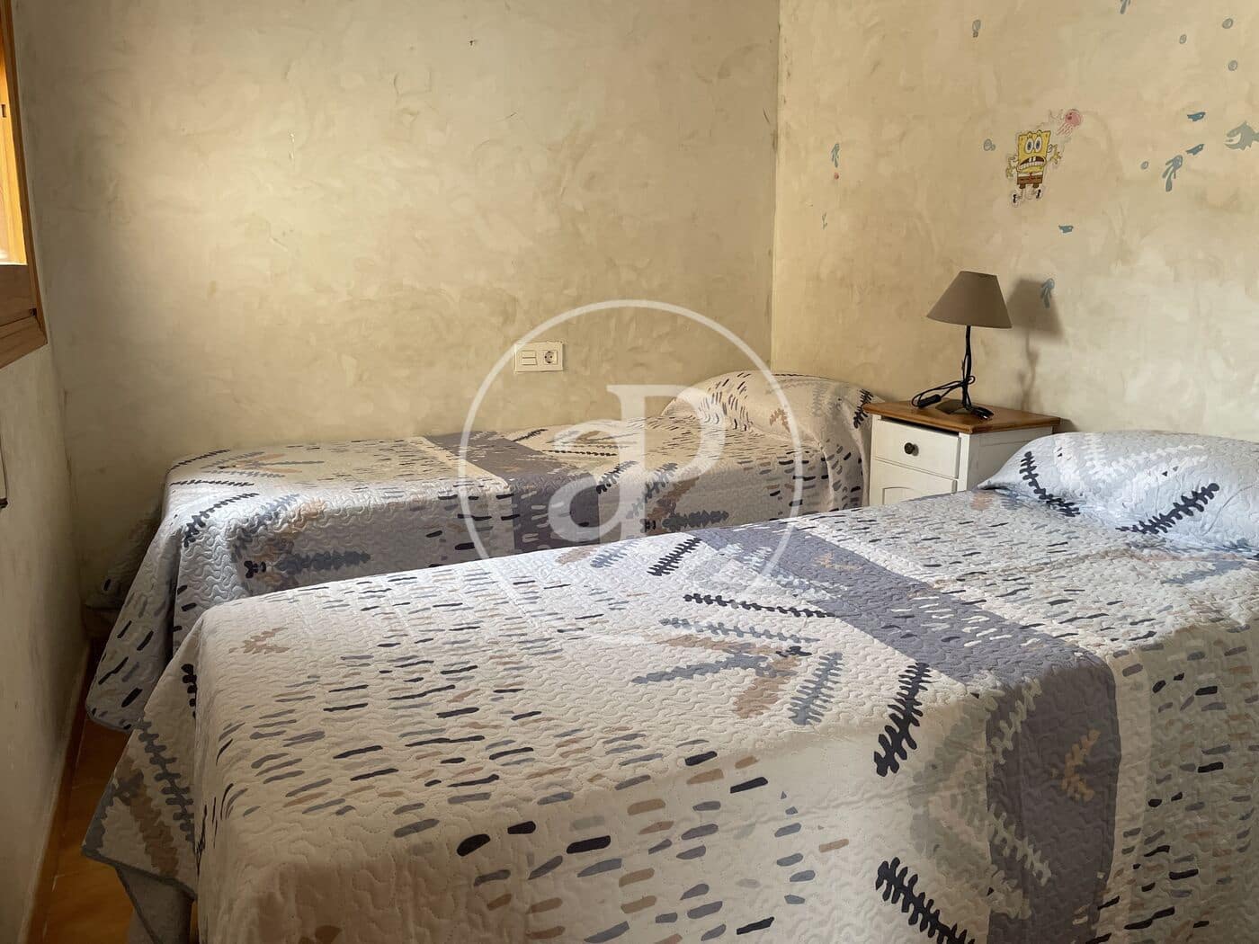 3 soveværelse Lejlighed til leje i Alicante by med garage - € 950 (Ref: 9884906)