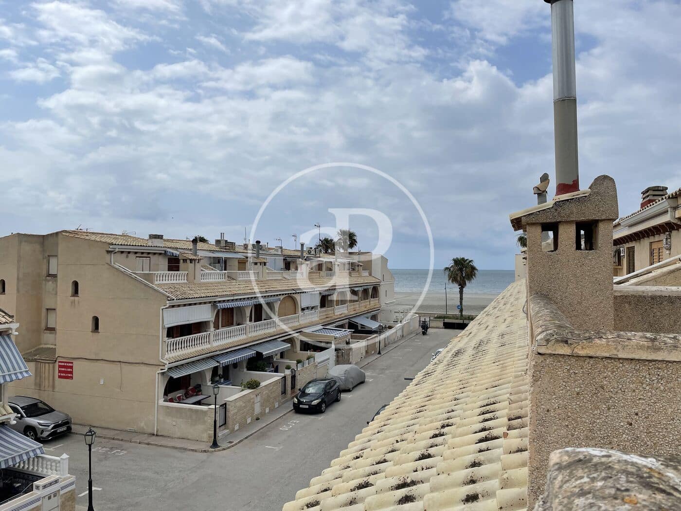 3 soveværelse Lejlighed til leje i Alicante by med garage - € 950 (Ref: 9884906)