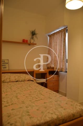 4 soveværelse Lejlighed til leje i Safranar, Valencia by - € 1.400 (Ref: 9884907)
