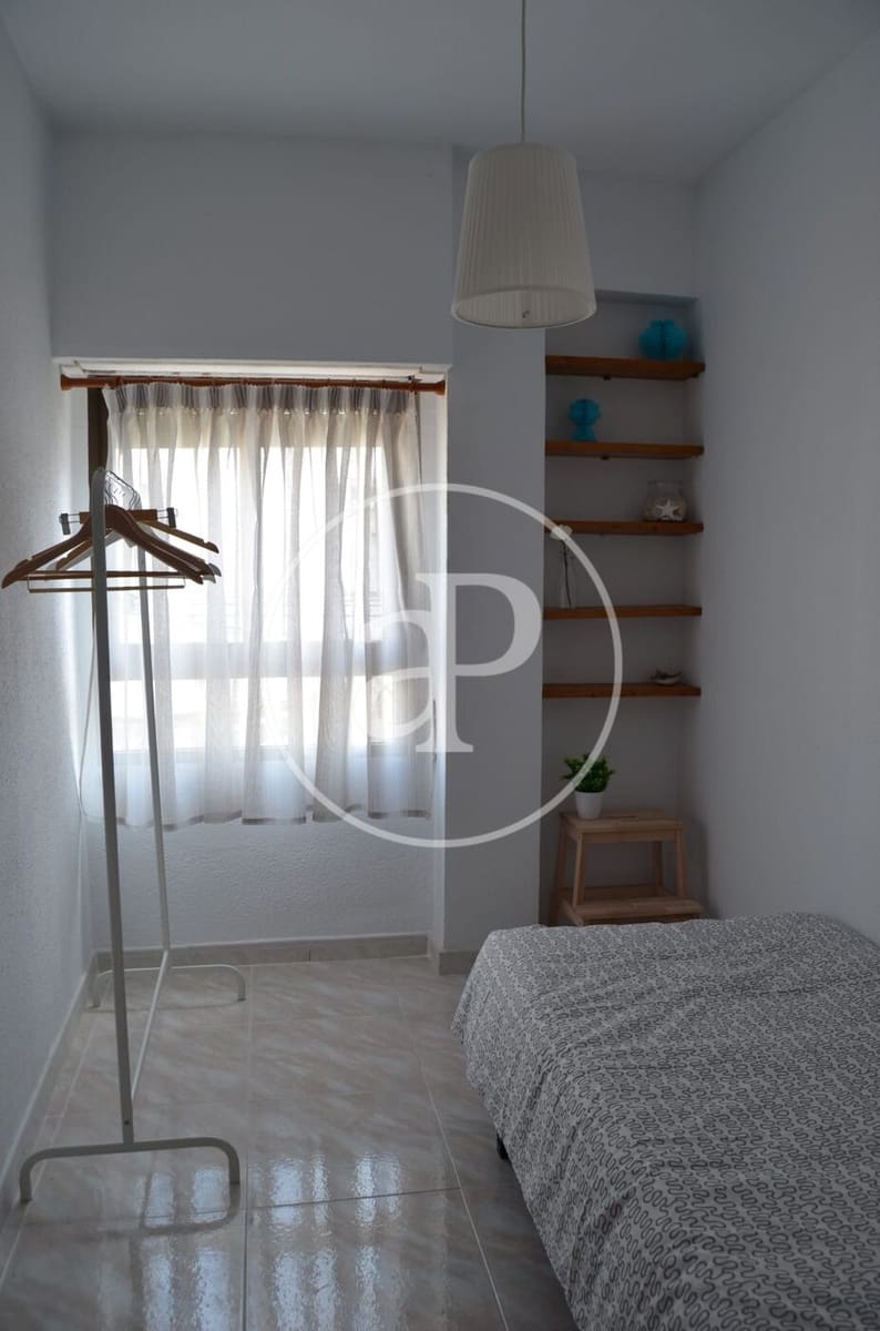 4 soveværelse Lejlighed til leje i Valencia by - € 1.400 (Ref: 9884907)