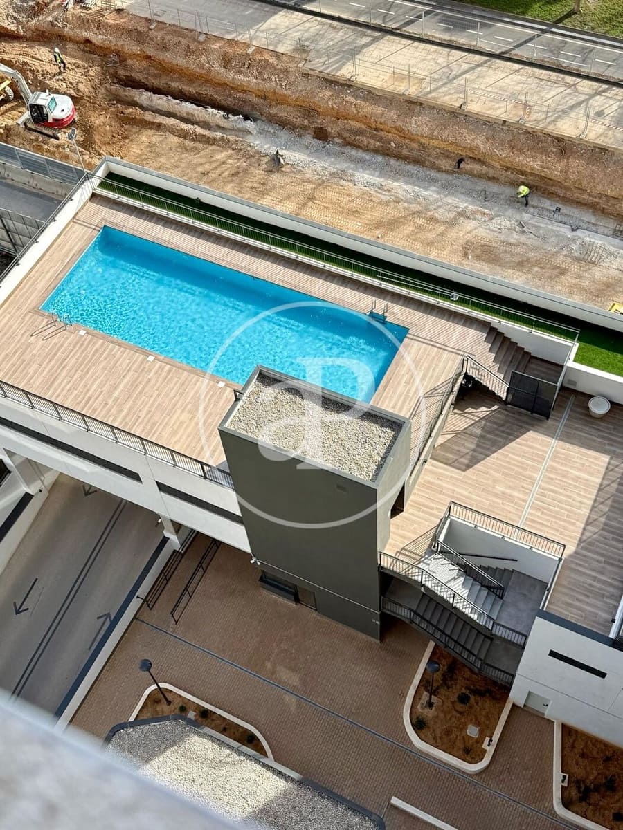 2 soverom Leilighet til leie i Valencia by med svømmebasseng garasje - € 1 975 (Ref: 9890470)