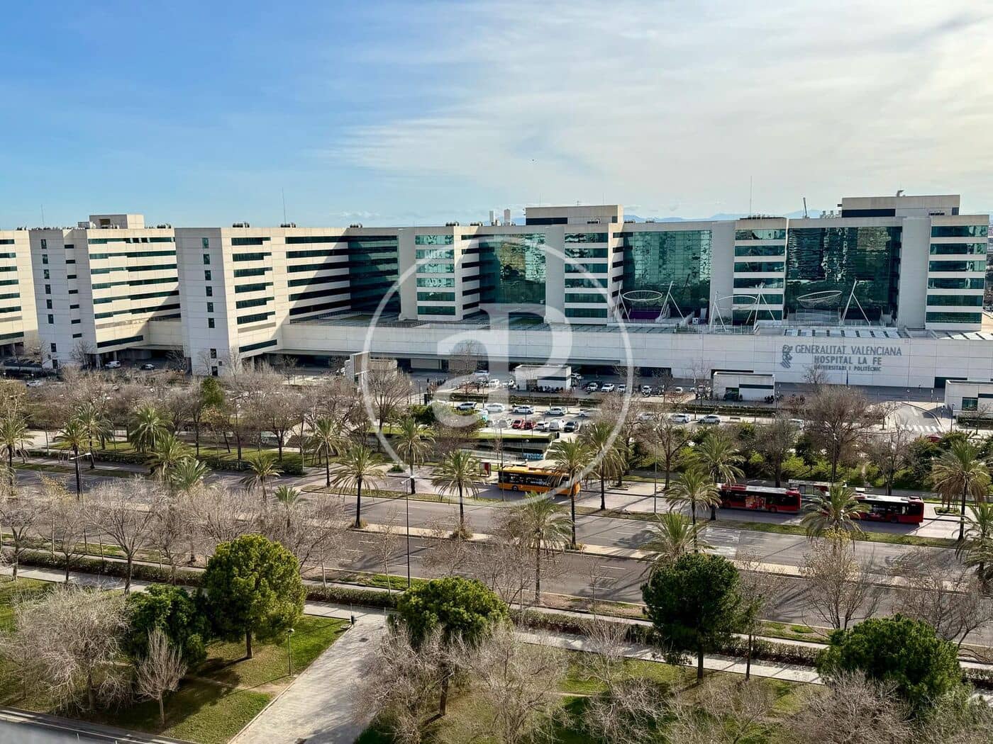 2 soverom Leilighet til leie i Valencia by med svømmebasseng garasje - € 1 975 (Ref: 9890470)