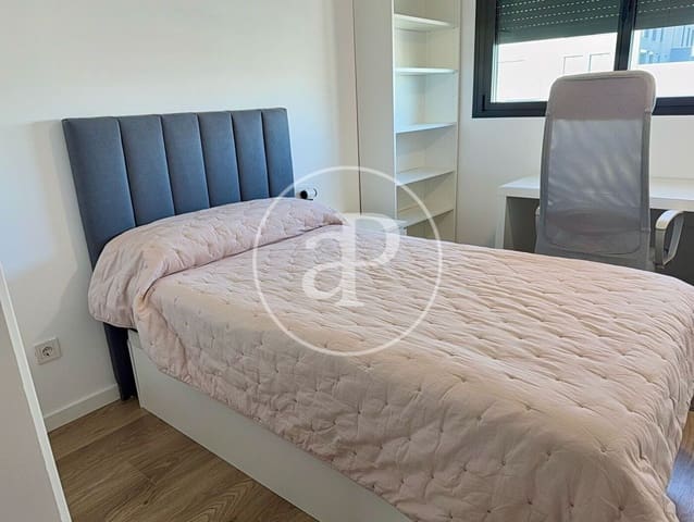 2 soverom Leilighet til leie i Malilla, Valencia by med svømmebasseng garasje - € 1 975 (Ref: 9890470)