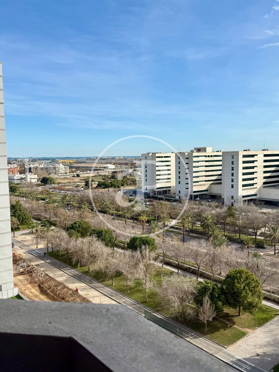 2 soverom Leilighet til leie i Valencia by med svømmebasseng garasje - € 1 975 (Ref: 9890470)