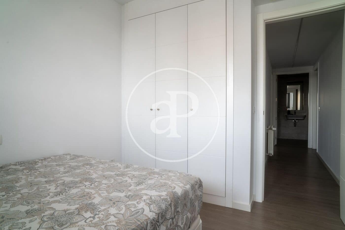 3 slaapkamer Appartement te huur in Valencia stad met zwembad garage - € 3.500 (Ref: 9890471)