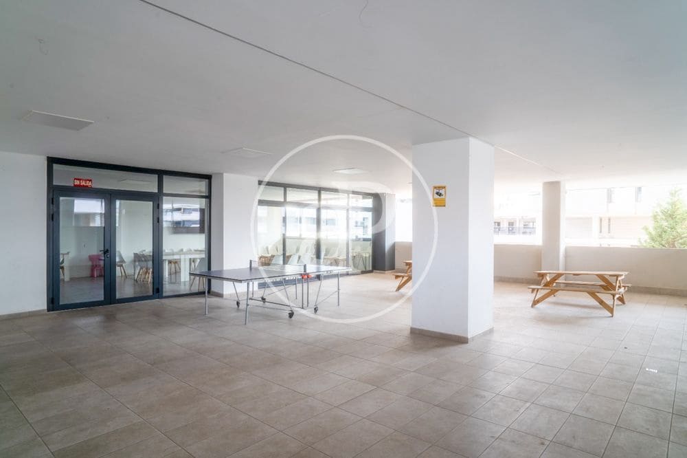 3 bedroom Penthouse for rent in Valencia city with pool garage - € 3,500 (Ref: 9890471)