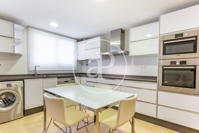 4 camera da letto Appartamento da affittare in Burjassot con garage - 1.800 € (Rif: 9890472)