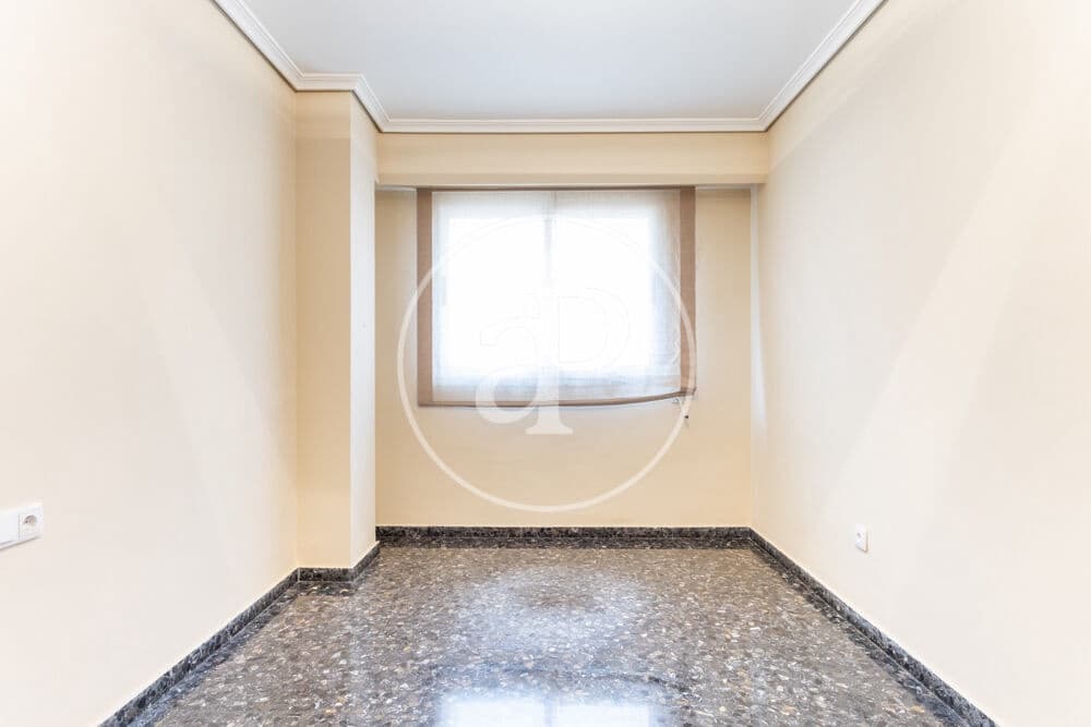 4 camera da letto Appartamento da affittare in Burjassot con garage - 1.800 € (Rif: 9890472)