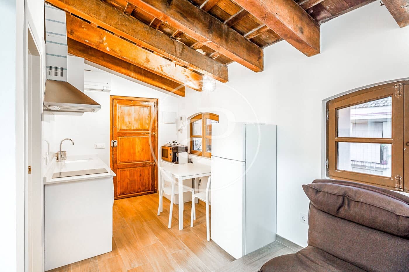 1 quarto Moradia para arrendar em Valencia cidade - 1 100 € (Ref: 9890473)