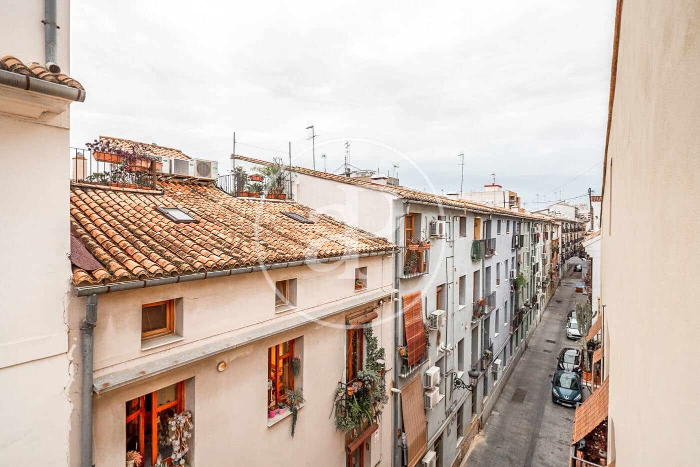 1 quarto Moradia para arrendar em Valencia cidade - 1 100 € (Ref: 9890473)