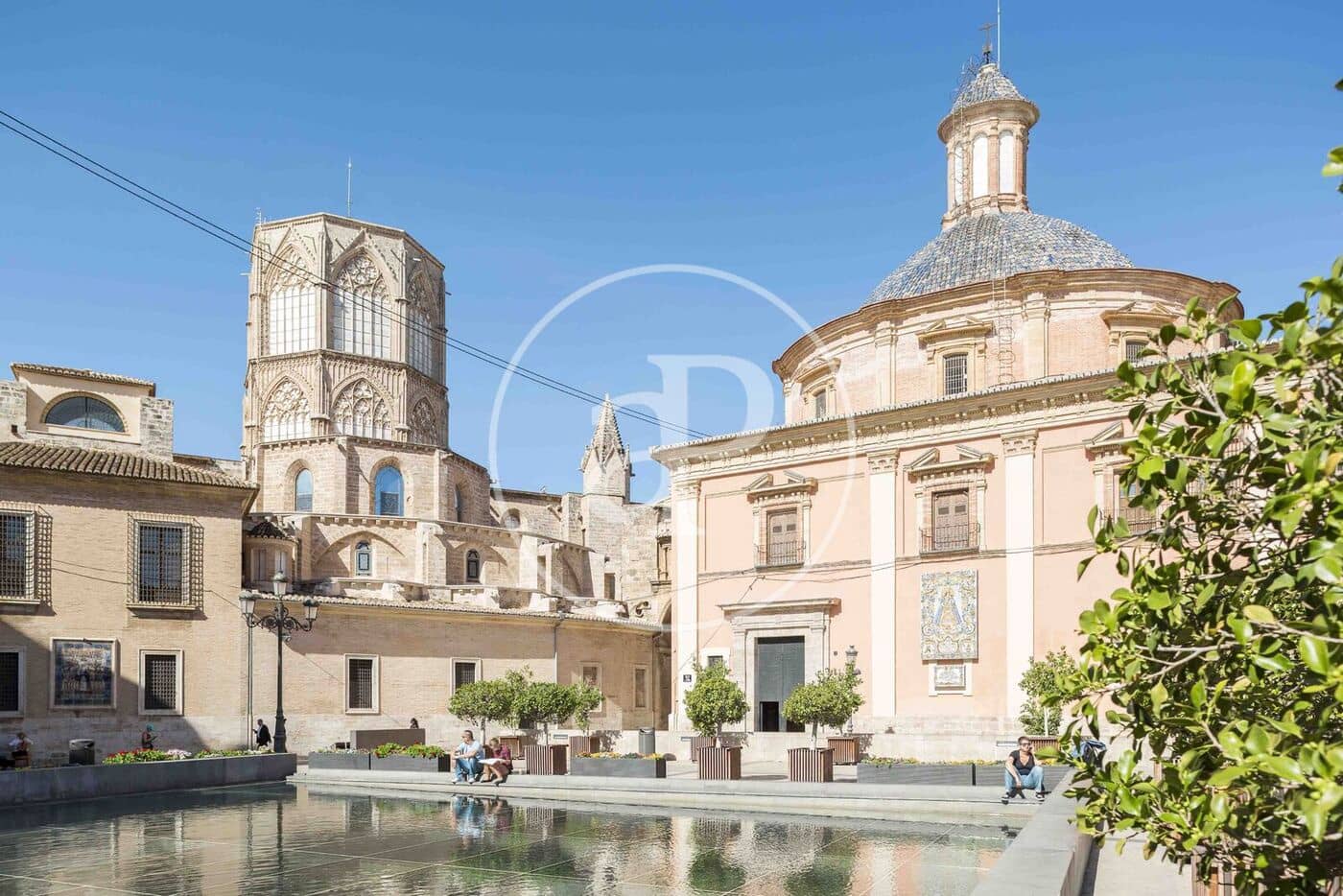 1 quarto Moradia para arrendar em Valencia cidade - 1 100 € (Ref: 9890473)