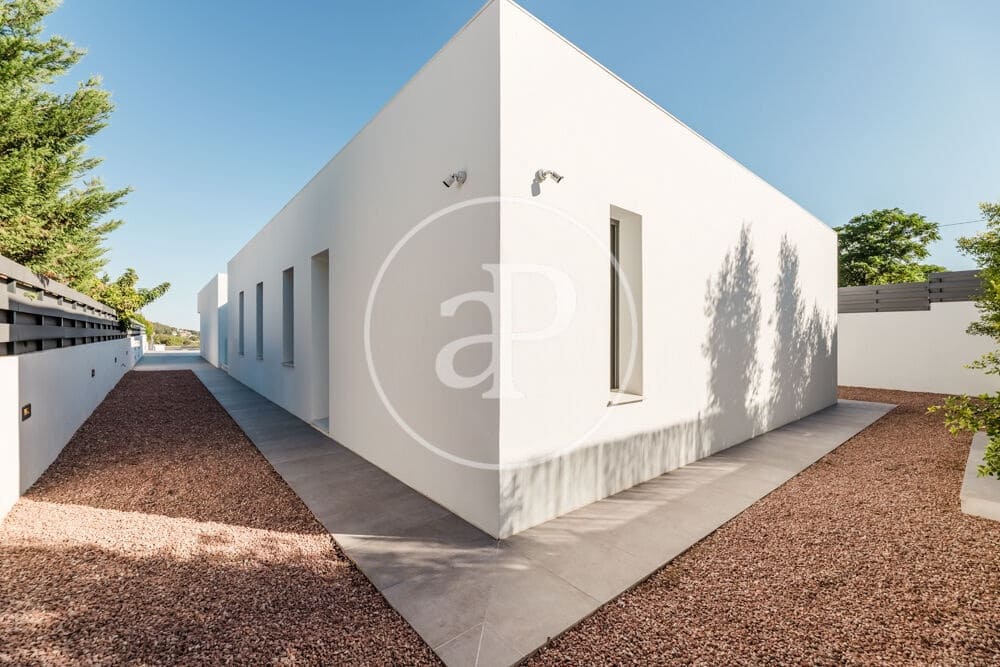 Chalet de 5 habitaciones en Náquera en venta con piscina - 1.450.000 € (Ref: 9892443)