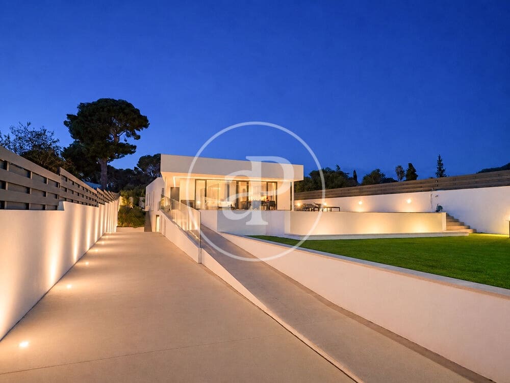 Chalet de 5 habitaciones en Náquera en venta con piscina - 1.450.000 € (Ref: 9892443)