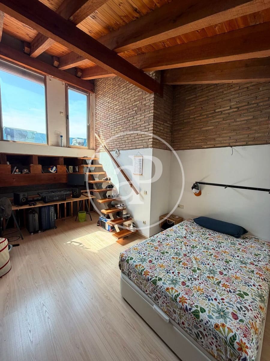 1 bedroom Apartment for rent in Valencia city - € 1,250 (Ref: 9892445)