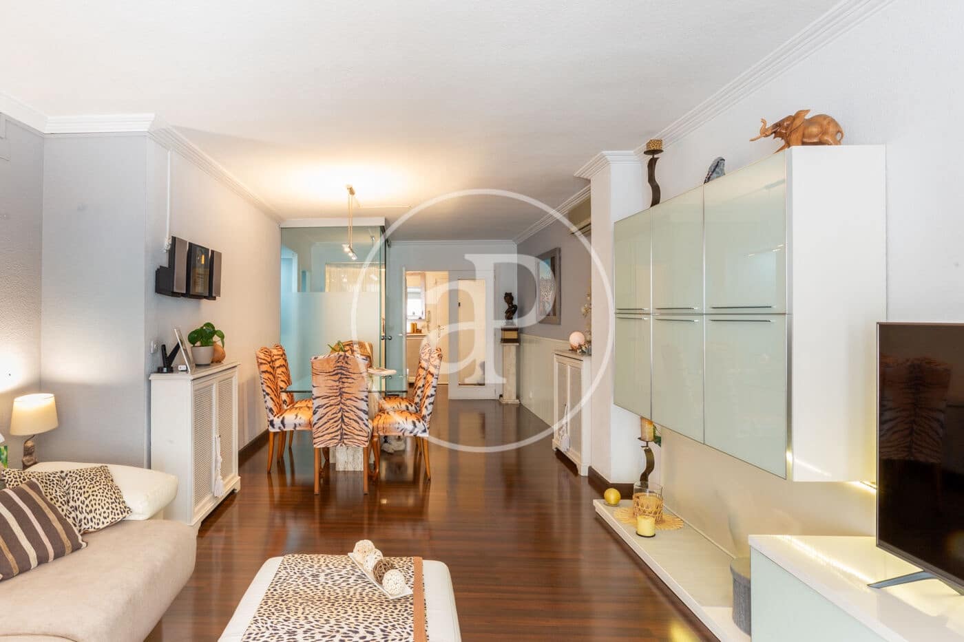 4 slaapkamer Appartement te koop in Valencia stad - € 790.000 (Ref: 9892446)